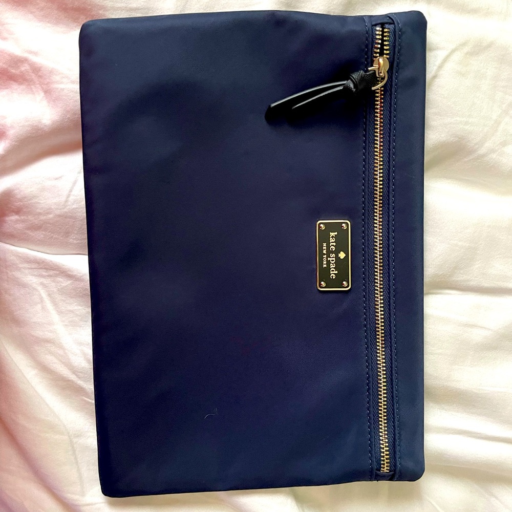NAVY BLUE NYLON KATE SPADE POUCH